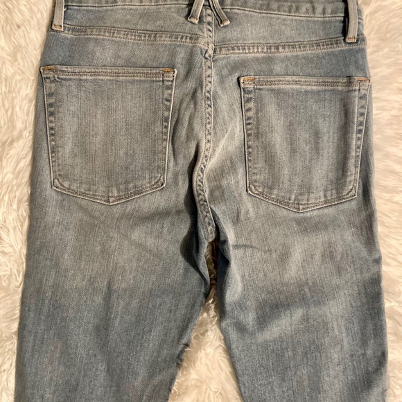 Good American Jeans - Picture 12 of 12